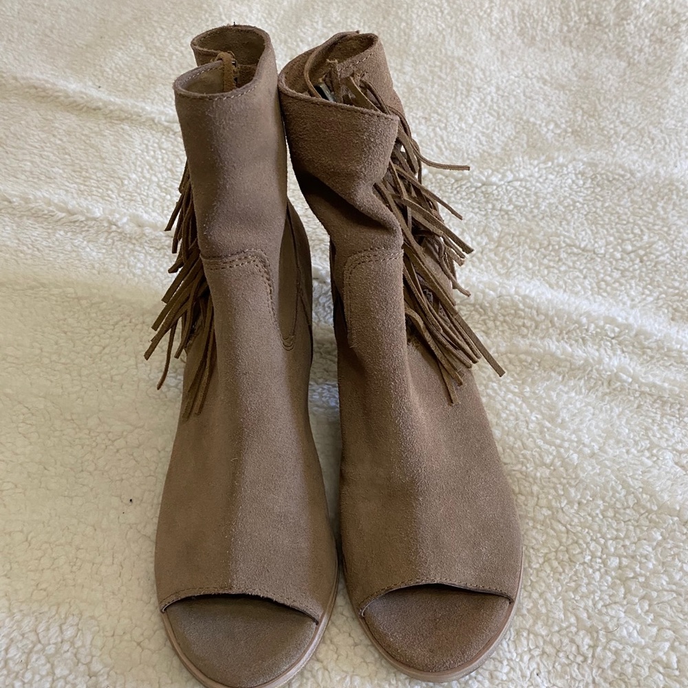 Peep Toe Tassel Heels